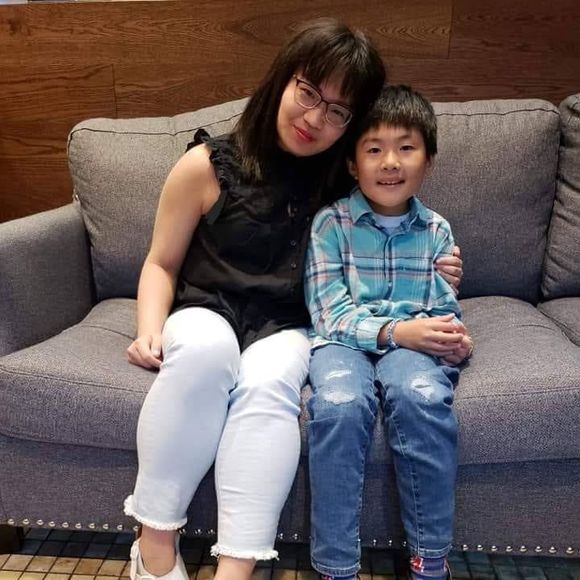 Meet your Posher, Felicia - Picture 1 of 1